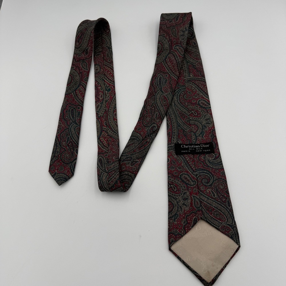 Vintage Christian Dior Silk Necktie – Red Paisley, Paris New York,‎ Made in USA - Picture 7 of 10